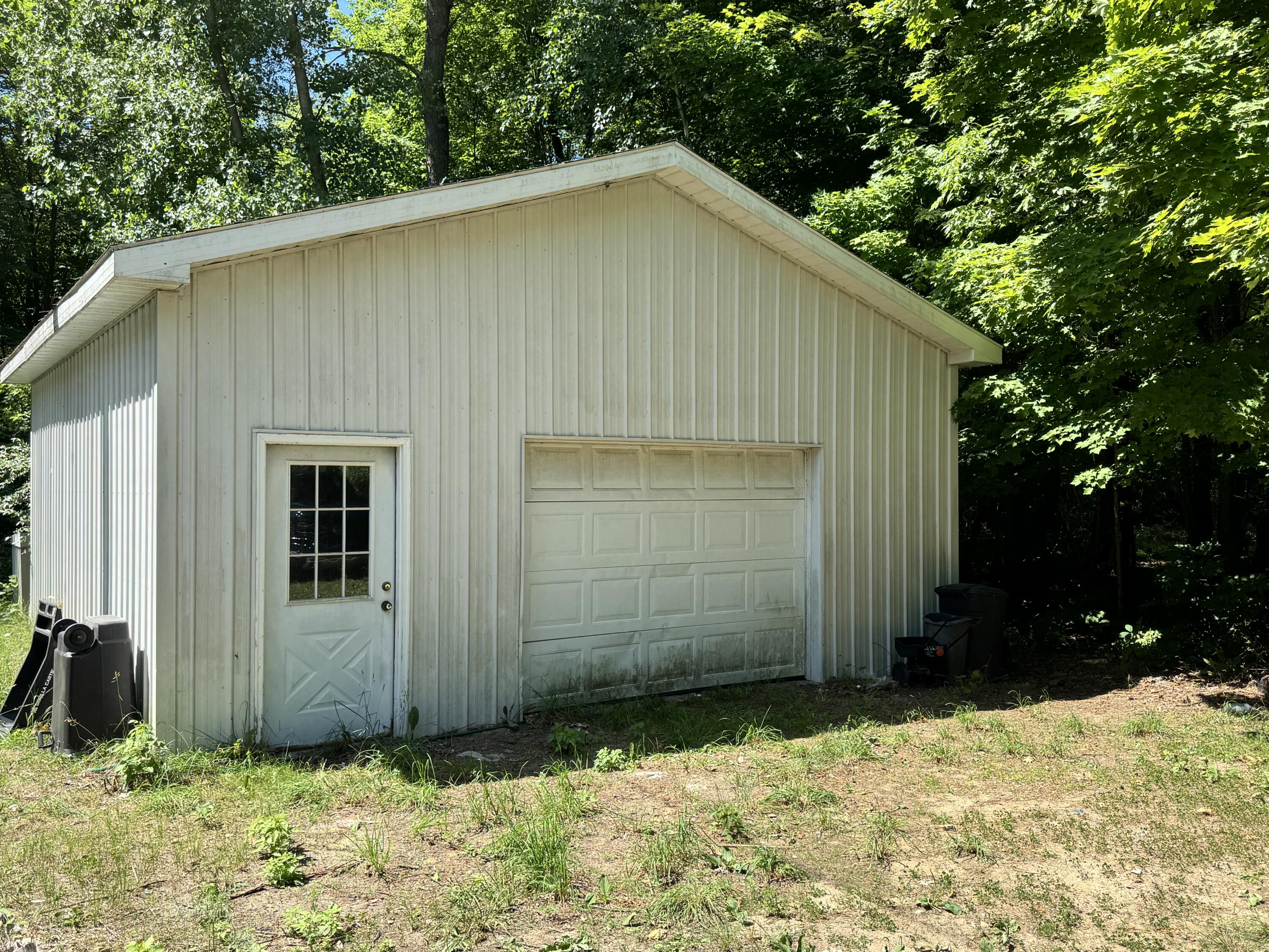 15075 Pierce Road Stanwood, MI 49346 - Photo 13 of 16 IMG_1252