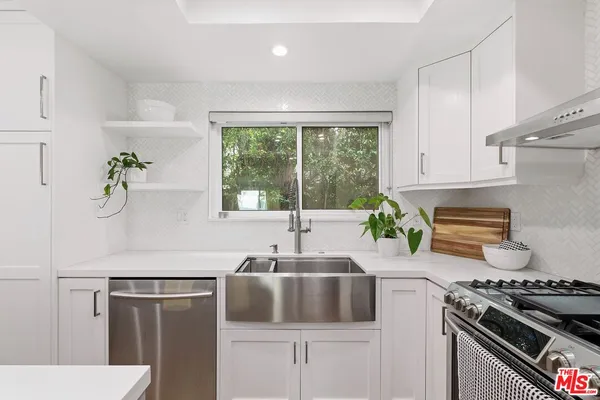 $1,425,000 | 910 19th Street, Unit 101, Santa Monica, CA 90403