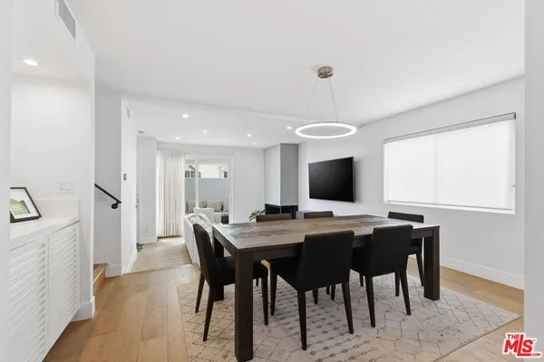 $1,425,000 | 910 19th Street, Unit 101, Santa Monica, CA 90403