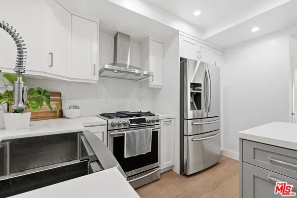 $1,425,000 | 910 19th Street, Unit 101, Santa Monica, CA 90403