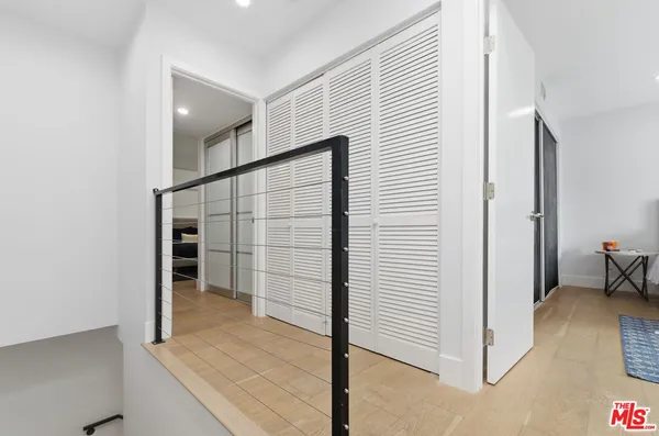 $1,425,000 | 910 19th Street, Unit 101, Santa Monica, CA 90403