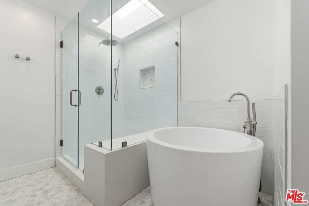 910 19th Street, Unit 101 Santa Monica, CA 90403 - Photo 32 of 46