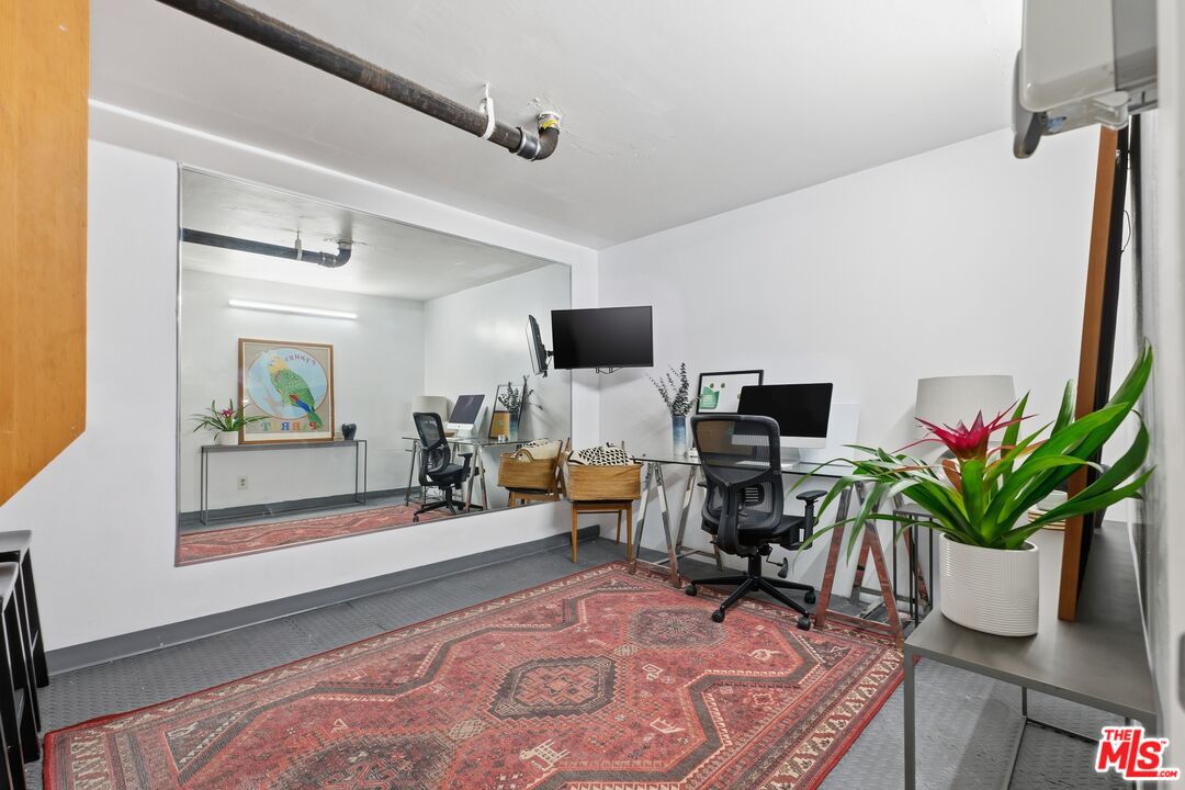 910 19th Street, Unit 101 Santa Monica, CA 90403 - Photo 35 of 46