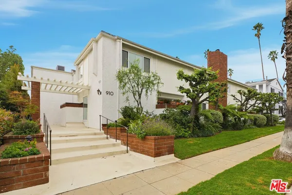 $1,425,000 | 910 19th Street, Unit 101, Santa Monica, CA 90403