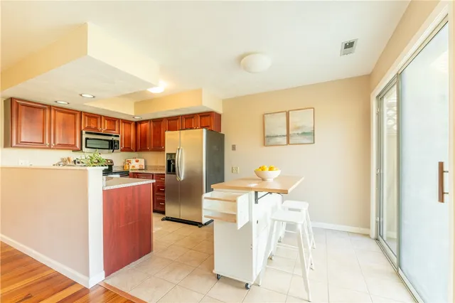 $395,000 | 104 Palmer Drive, North Providence, RI 02904