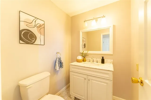 $395,000 | 104 Palmer Drive, North Providence, RI 02904