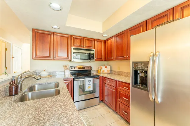 $395,000 | 104 Palmer Drive, North Providence, RI 02904