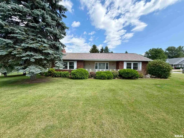 $245,000 | 1797 South Lake Storey Road, Galesburg, IL 61401