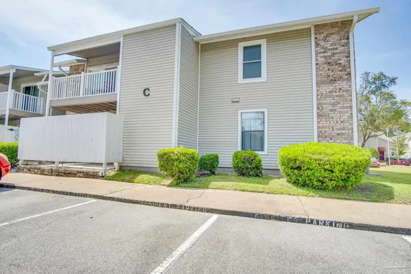 $168,000 | 7171 North 9th Avenue, Unit C3, Pensacola, FL 32504
