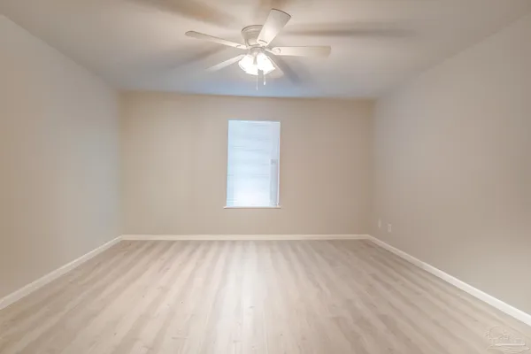 $168,000 | 7171 North 9th Avenue, Unit C3, Pensacola, FL 32504