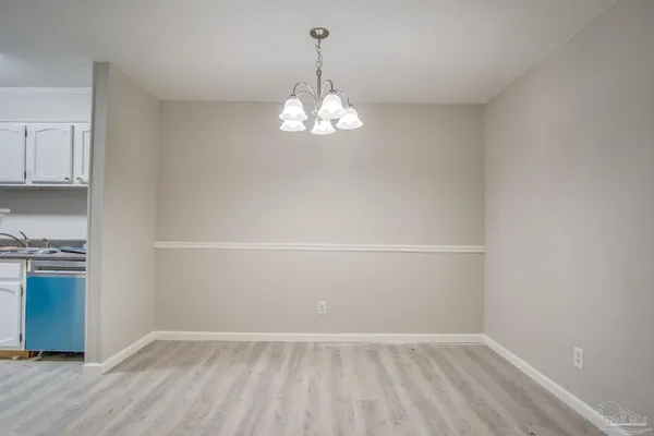 $168,000 | 7171 North 9th Avenue, Unit C3, Pensacola, FL 32504