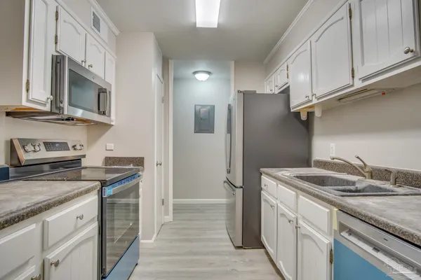 $168,000 | 7171 North 9th Avenue, Unit C3, Pensacola, FL 32504