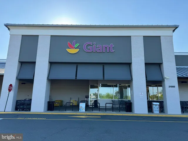 $4,600 | 46342 Summerhill Place, Sterling, VA 20165