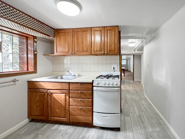 $650,000 | 3701 North Lowell Avenue, Chicago, IL 60641