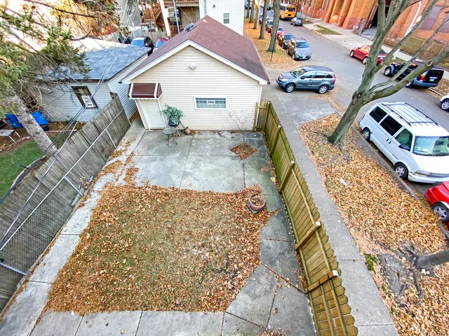 $650,000 | 3701 North Lowell Avenue, Chicago, IL 60641