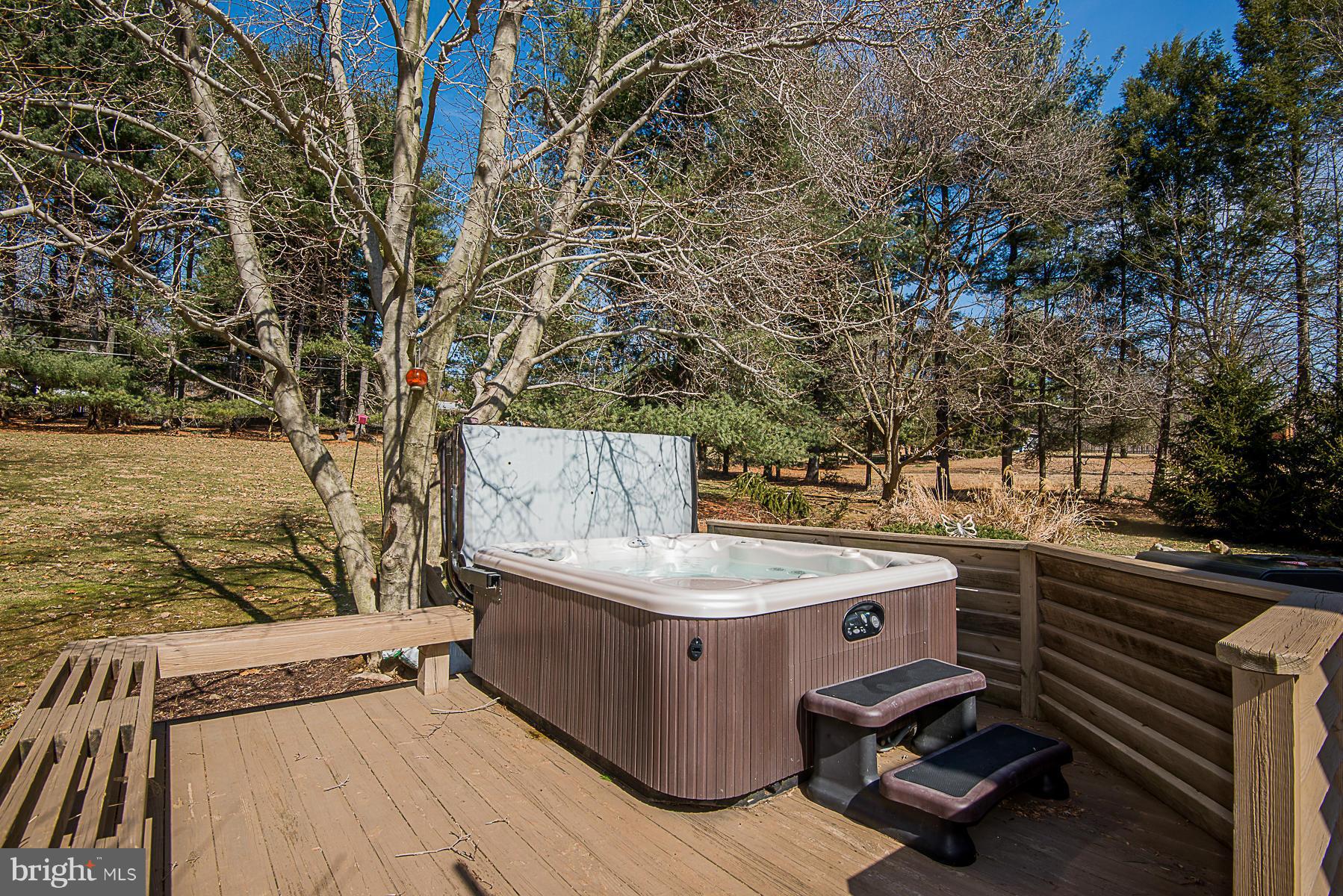 10826 Braeburn Road Columbia, MD 21044 - Photo 15 of 30 Exterior deck