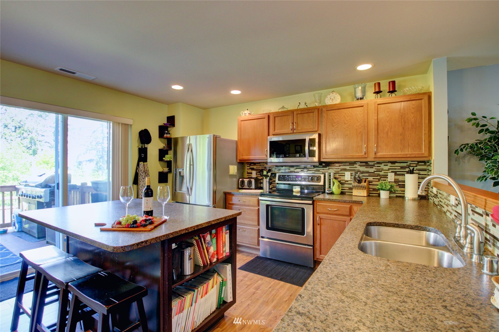 5571 Timber Ridge Drive Mount Vernon, WA 98273 - Photo 8 of 37 Gallery Image 8
