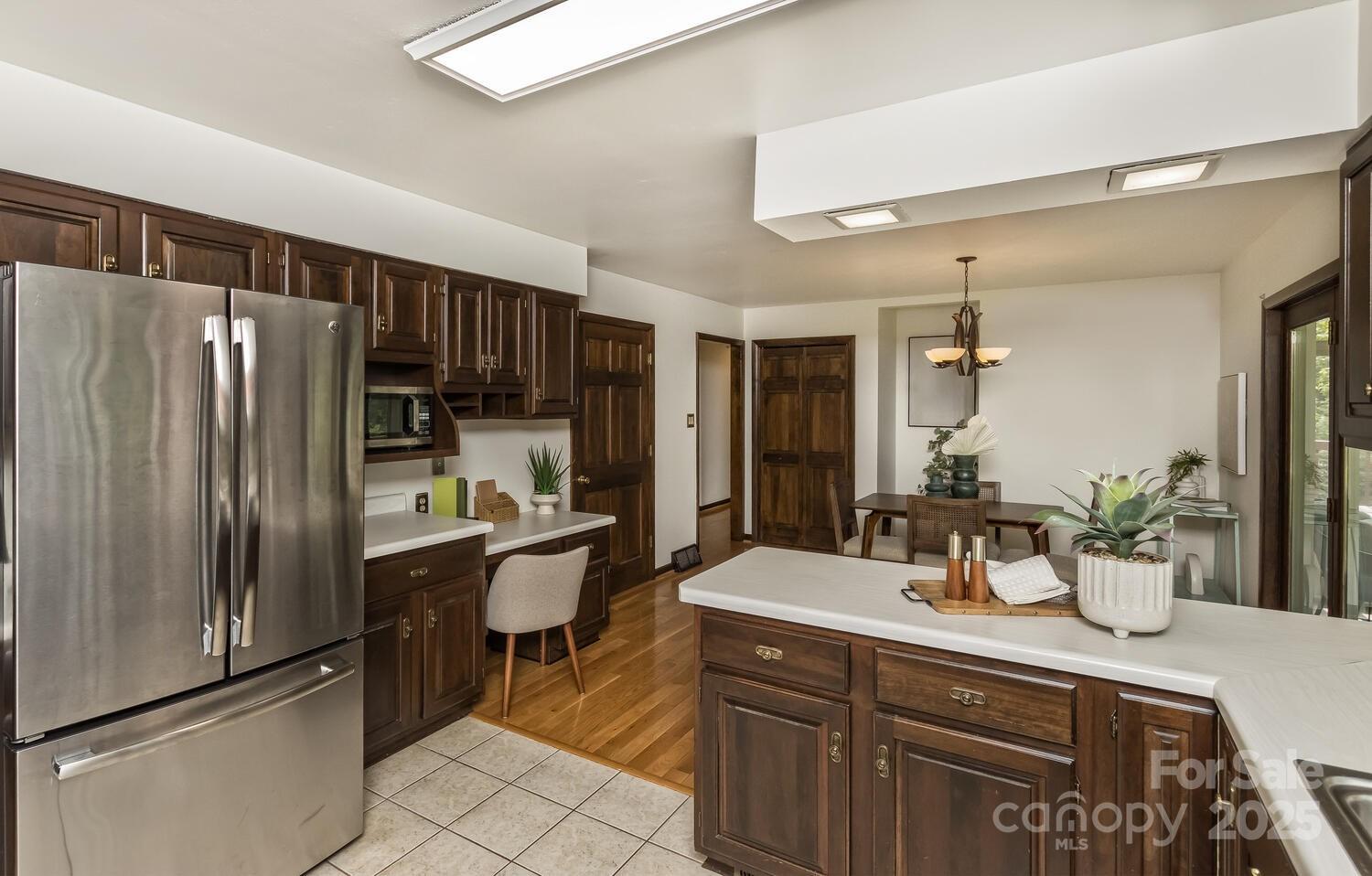 27 Glen Crest Drive Arden, NC 28704 - Photo 13 of 48