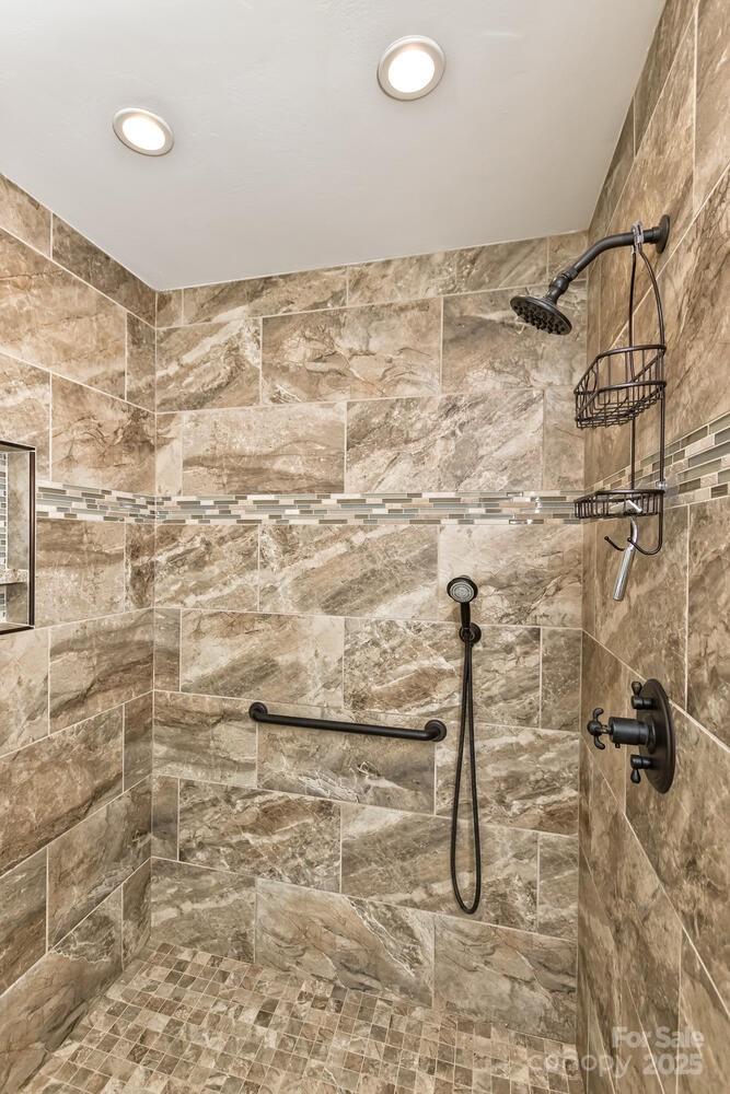 27 Glen Crest Drive Arden, NC 28704 - Photo 24 of 48