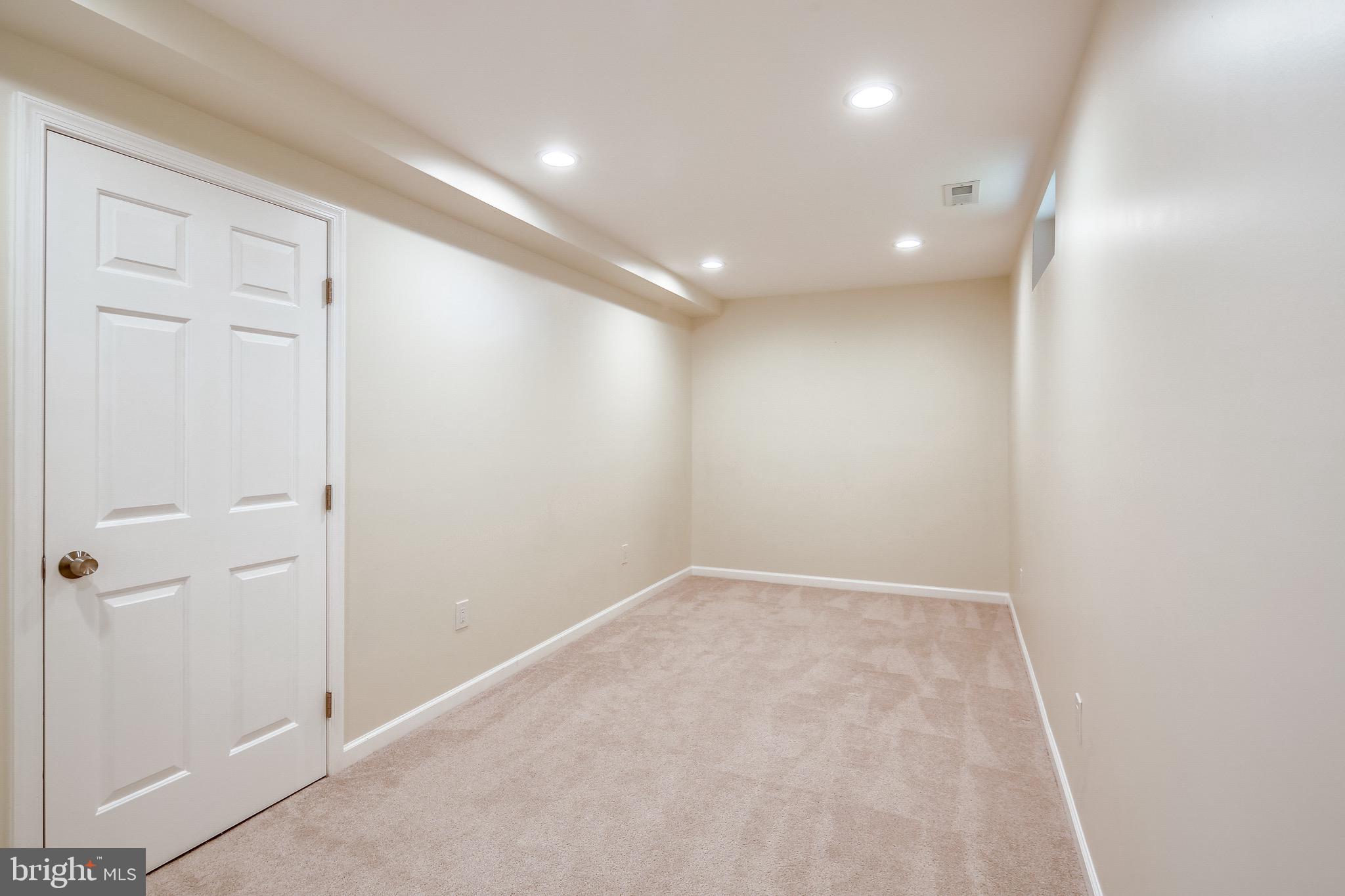 1304 Longbow Road Mount Airy, MD 21771 - Photo 14 of 24