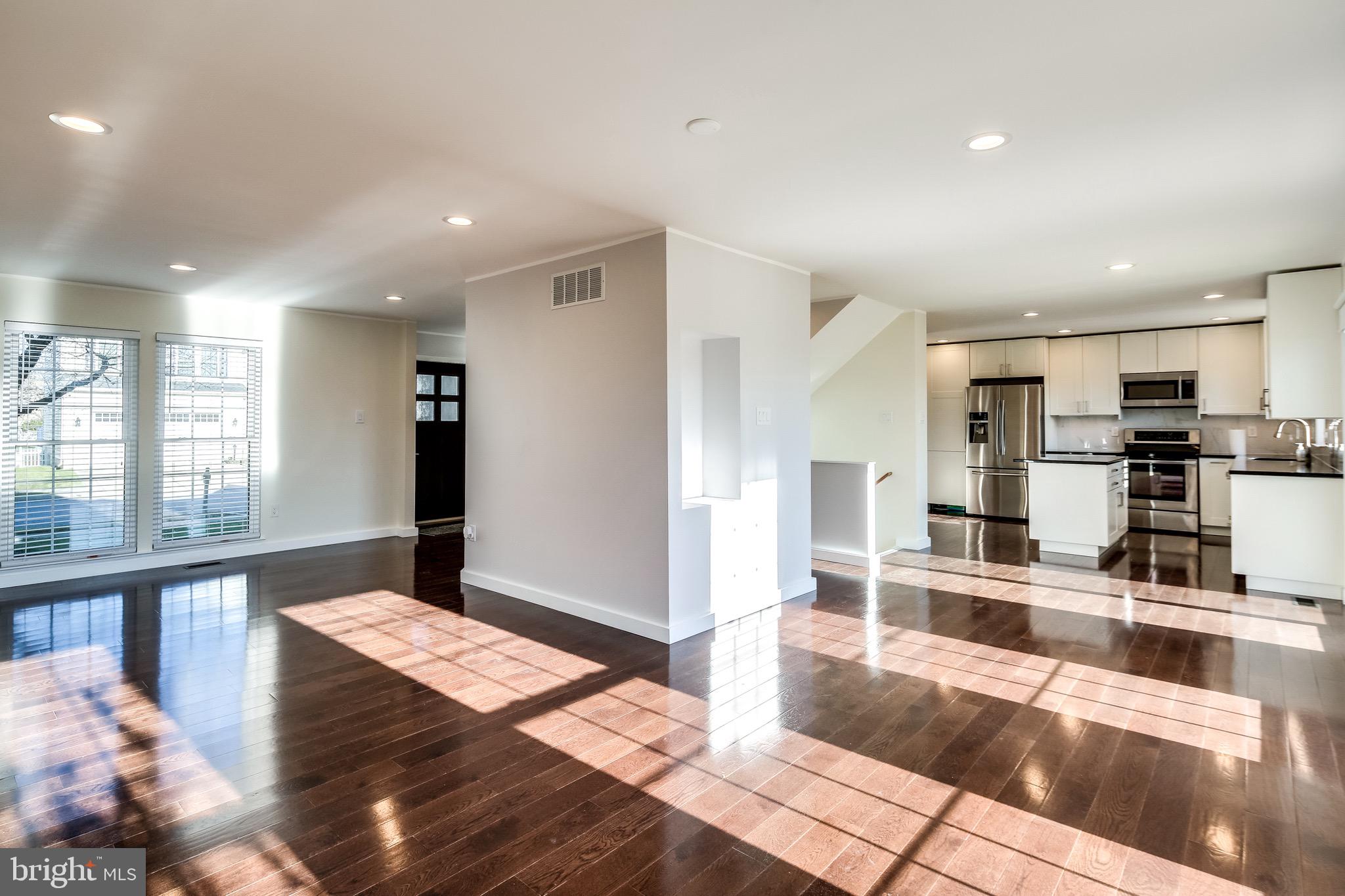 1304 Longbow Road Mount Airy, MD 21771 - Photo 5 of 24