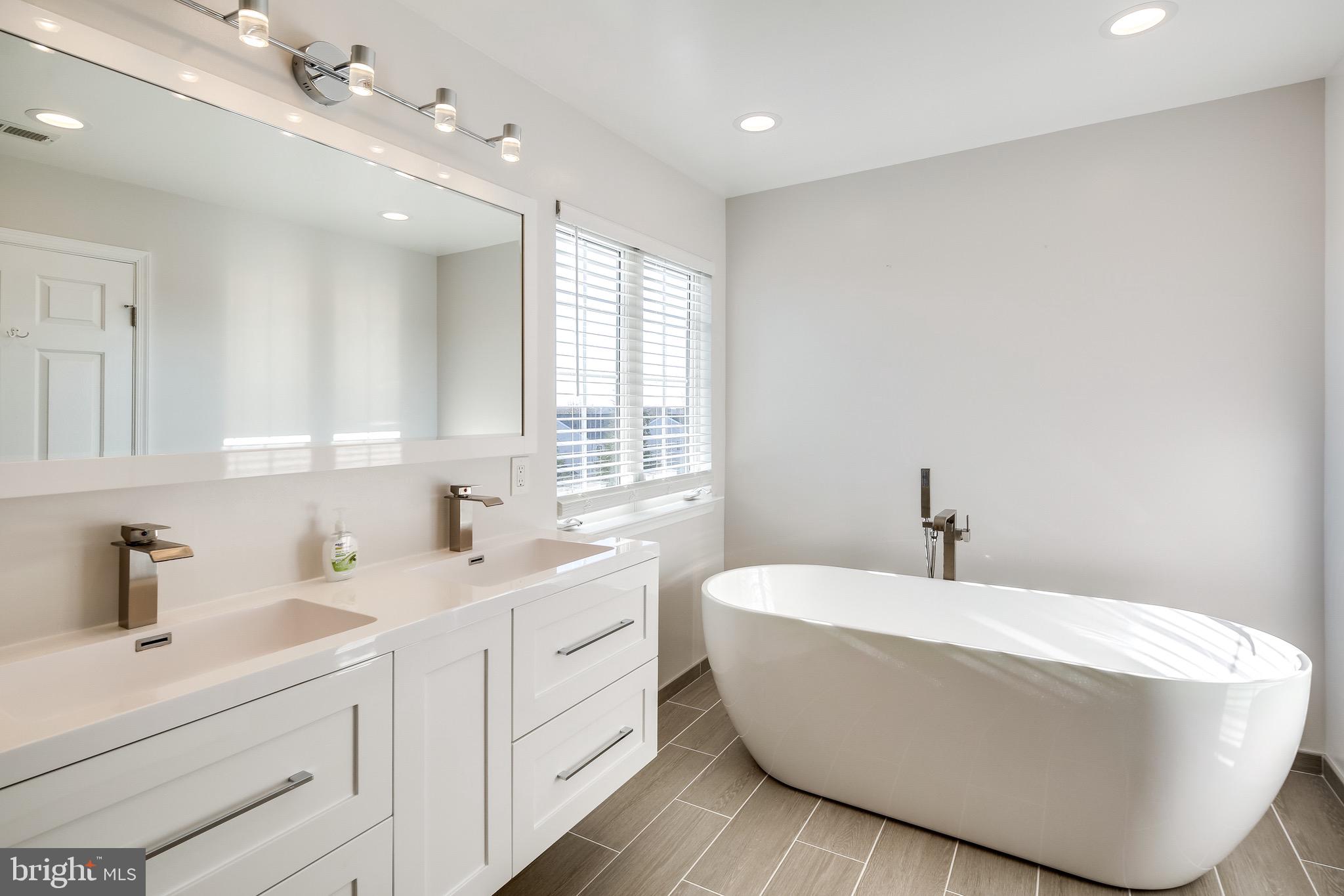 1304 Longbow Road Mount Airy, MD 21771 - Photo 10 of 24 Master bath