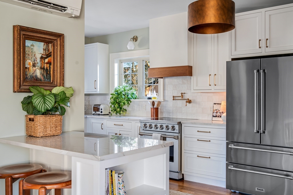 67 Park Street, Unit B Northampton, MA 01062 - Photo 14 of 30