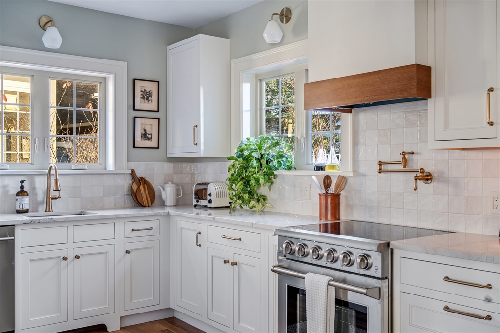 67 Park Street, Unit B Northampton, MA 01062 - Photo 15 of 30