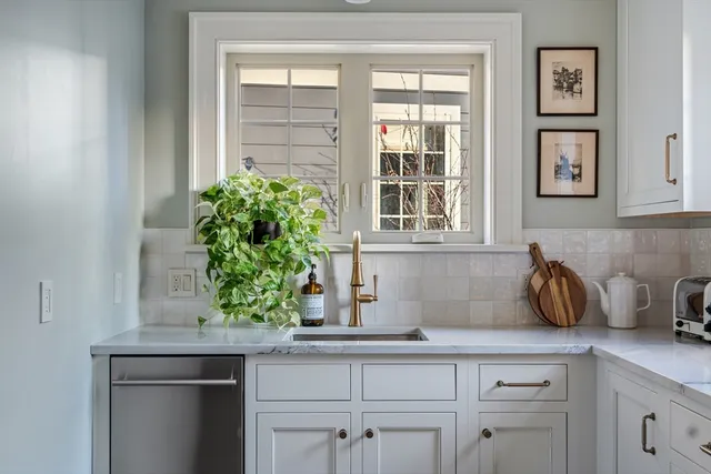 $799,900 | 67 Park Street, Unit B, Northampton, MA 01062