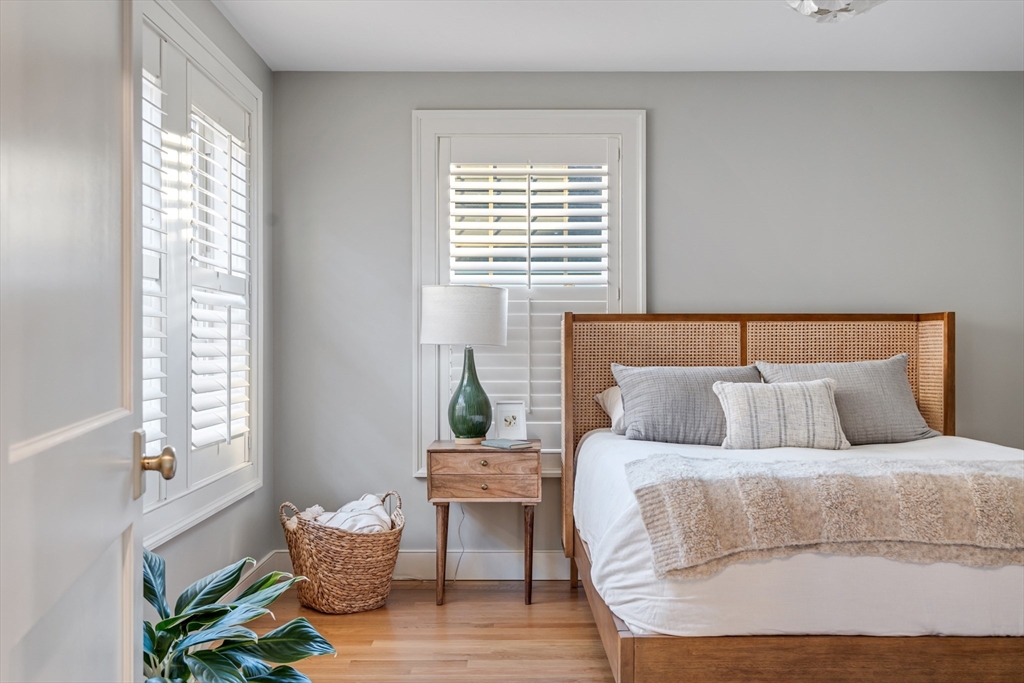 67 Park Street, Unit B Northampton, MA 01062 - Photo 23 of 30