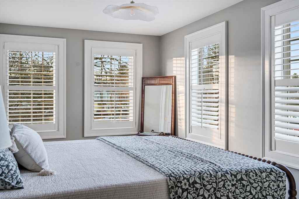 67 Park Street, Unit B Northampton, MA 01062 - Photo 26 of 30