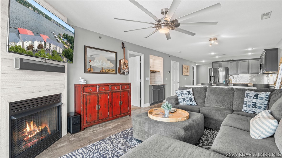 152 Sac Road, Unit A301 Sunrise Beach, MO 65079 - Photo 10 of 80