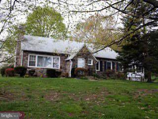 369 Summit Road Springfield, PA 19064 - Photo 1 of 6