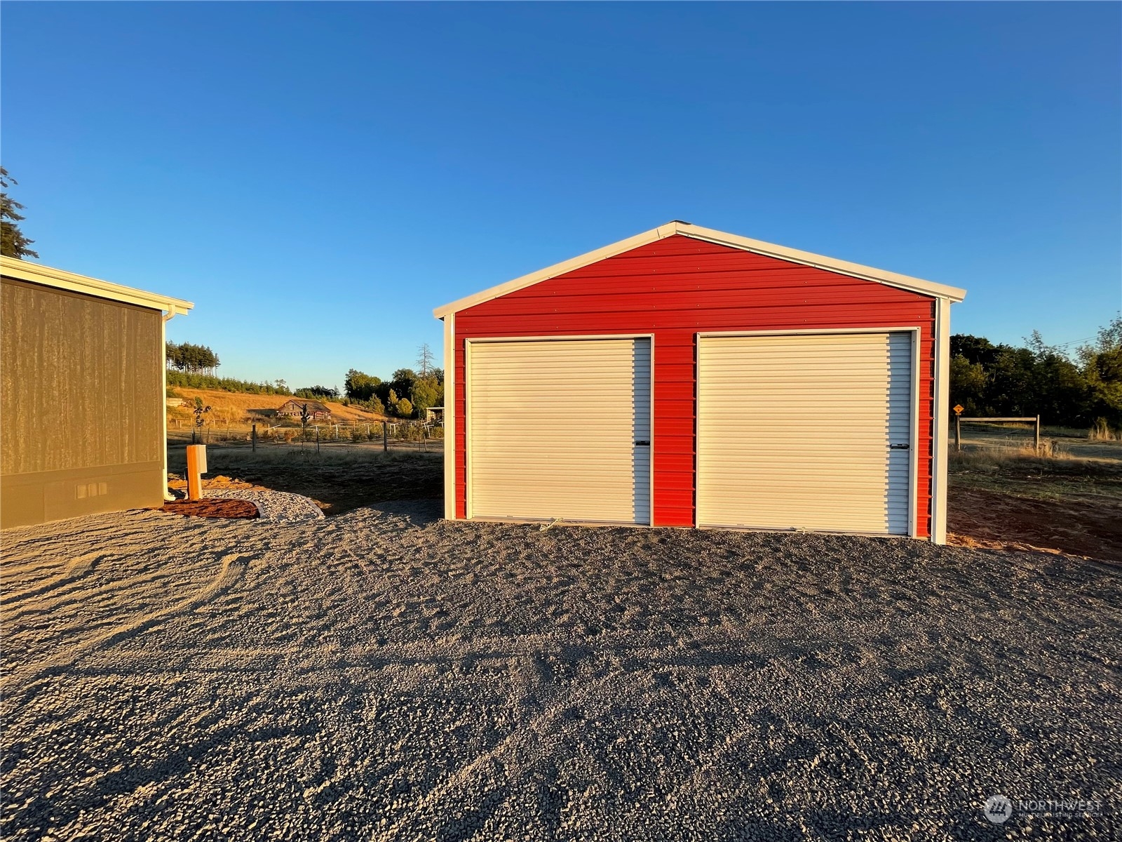 230 Bunker Creek Road Chehalis, WA 98532 - Photo 13 of 19 a backyard of a house with a sink