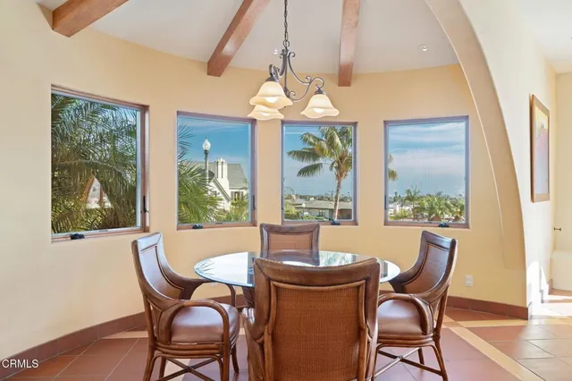 $2,750,000 | 325 North Catalina Street, Ventura, CA 93001