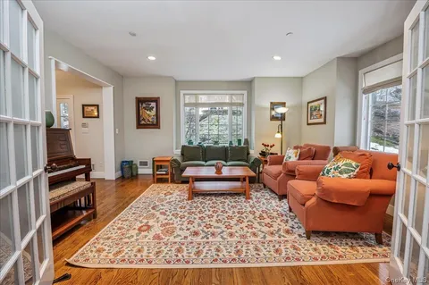 $1,750,000 | 24 Kent Avenue, Hastings-on-Hudson, NY 10706