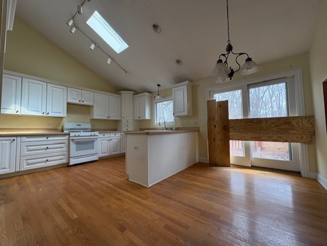 3597 Beckwith Lane Crete, IL 60417 - Photo 6 of 21 Gallery Image 6