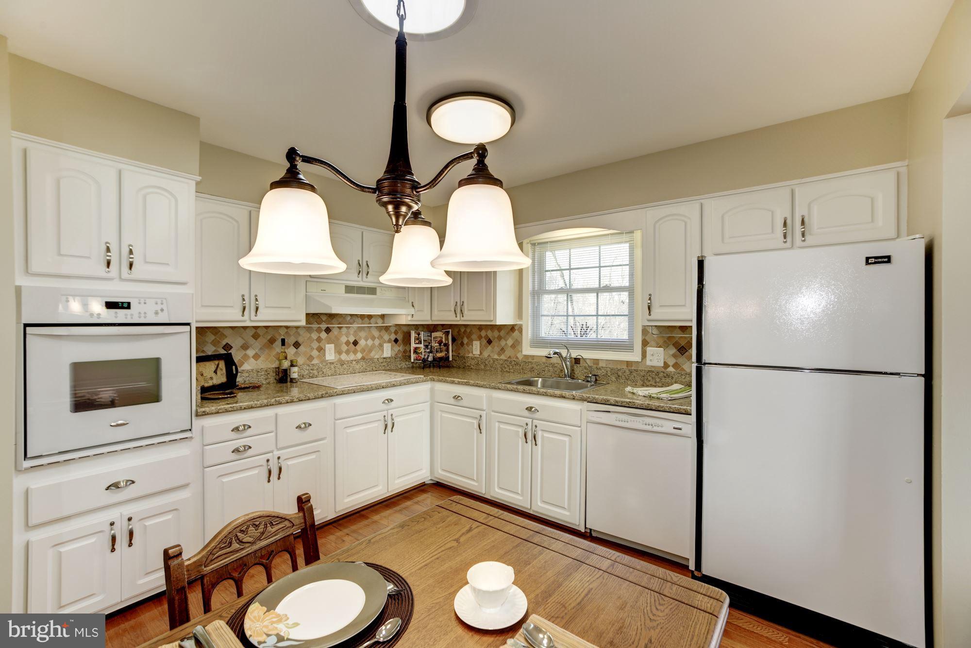 3609 Colony Road Fairfax, VA 22030 - Photo 8 of 30 And there is plenty of room for your table!