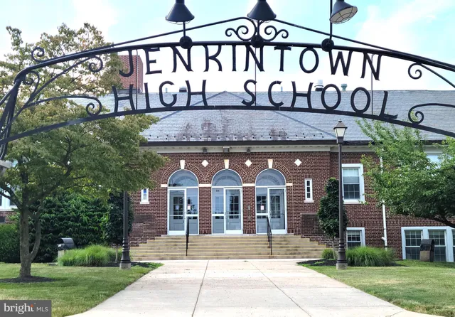 a view of outdoor space