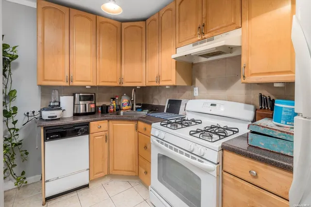 $315,000 | 34-20 78th Street, Unit 2J | Jackson Heights