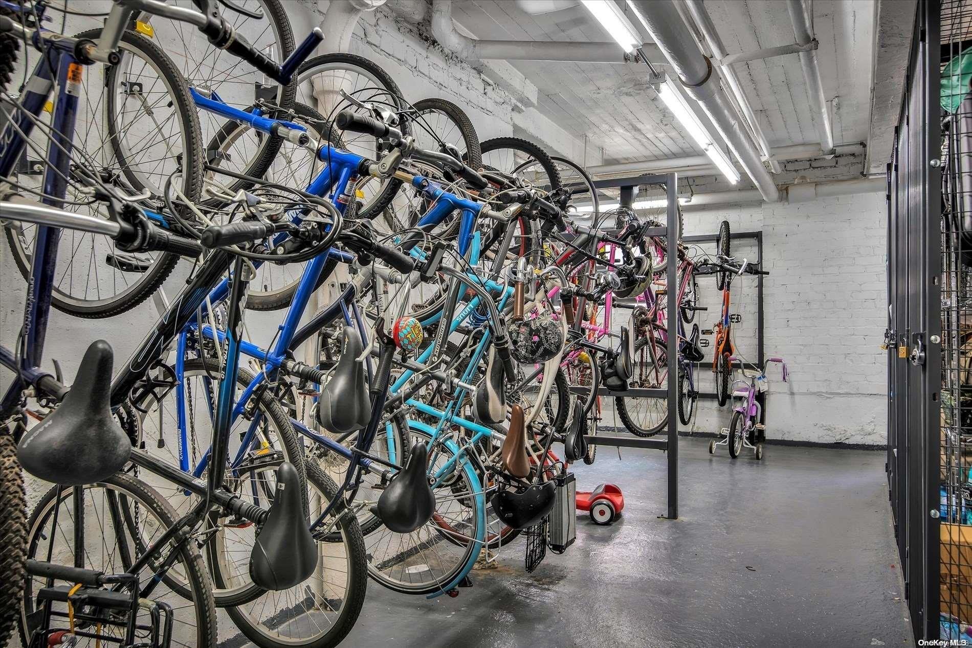 34-20 78th Street, Unit 2J Queens, NY 11372 - Photo 7 of 15