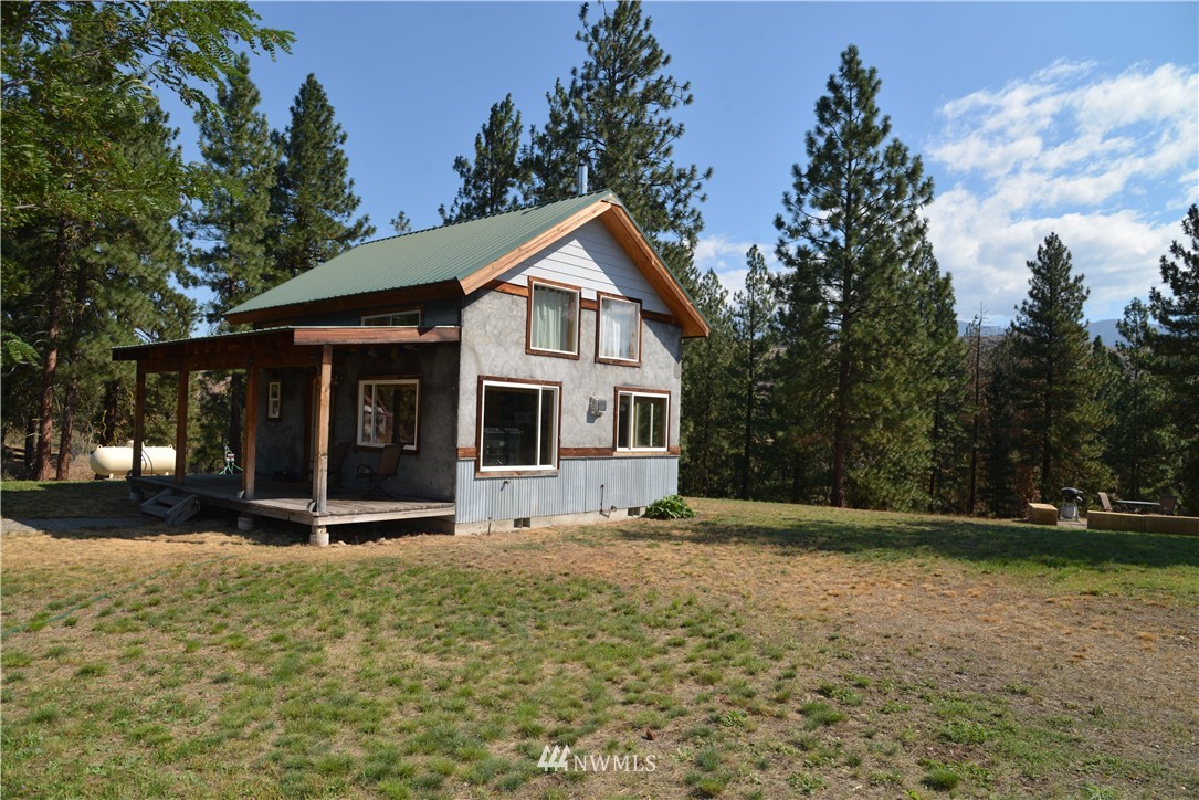 101 Horizon Flats Road Winthrop, WA 98862 - Photo 3 of 24 Gallery Image 3