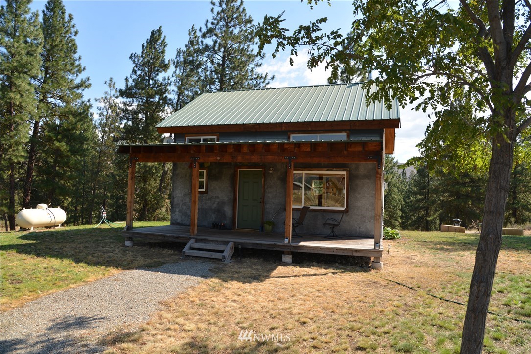 101 Horizon Flats Road Winthrop, WA 98862 - Photo 4 of 24 Gallery Image 4