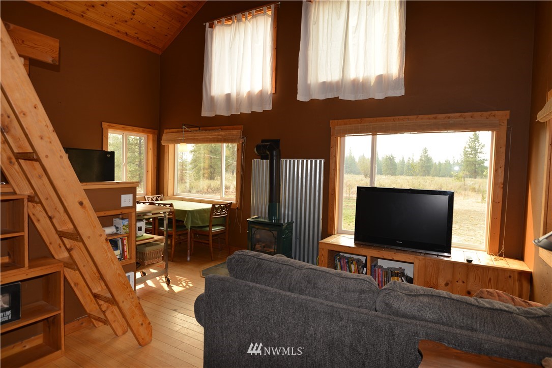 101 Horizon Flats Road Winthrop, WA 98862 - Photo 10 of 24 Gallery Image 10