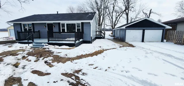 $249,900 | 6848 Lake Service Road, Rochester, IL 62563
