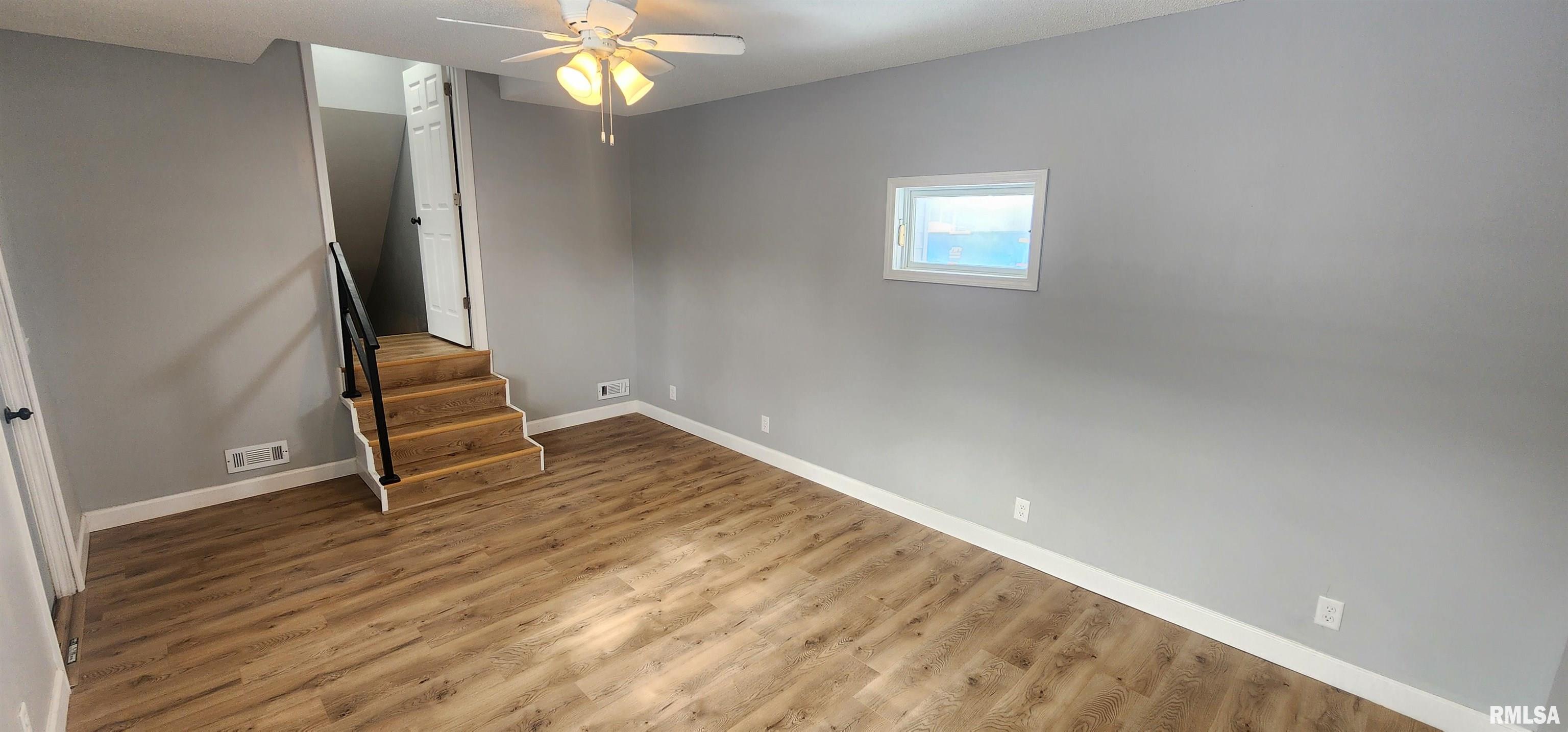 6848 Lake Service Road Rochester, IL 62563 - Photo 16 of 35