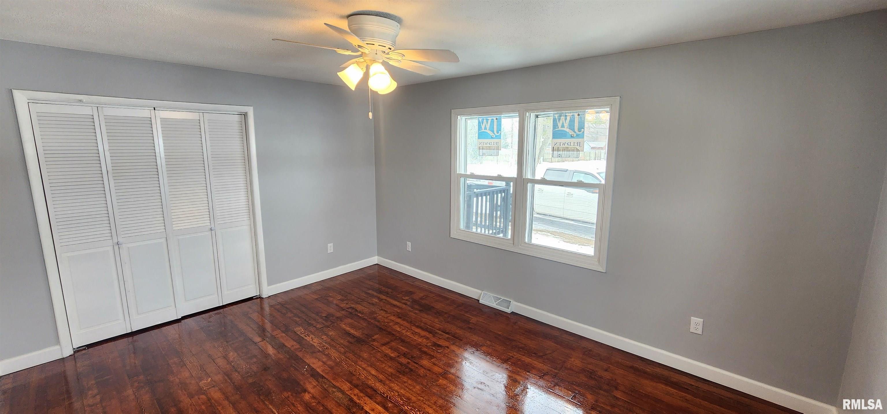 6848 Lake Service Road Rochester, IL 62563 - Photo 19 of 35