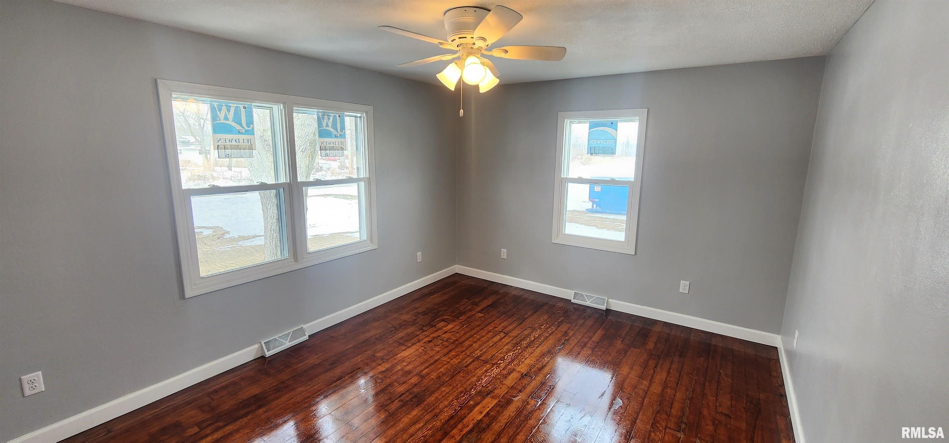 6848 Lake Service Road Rochester, IL 62563 - Photo 20 of 37