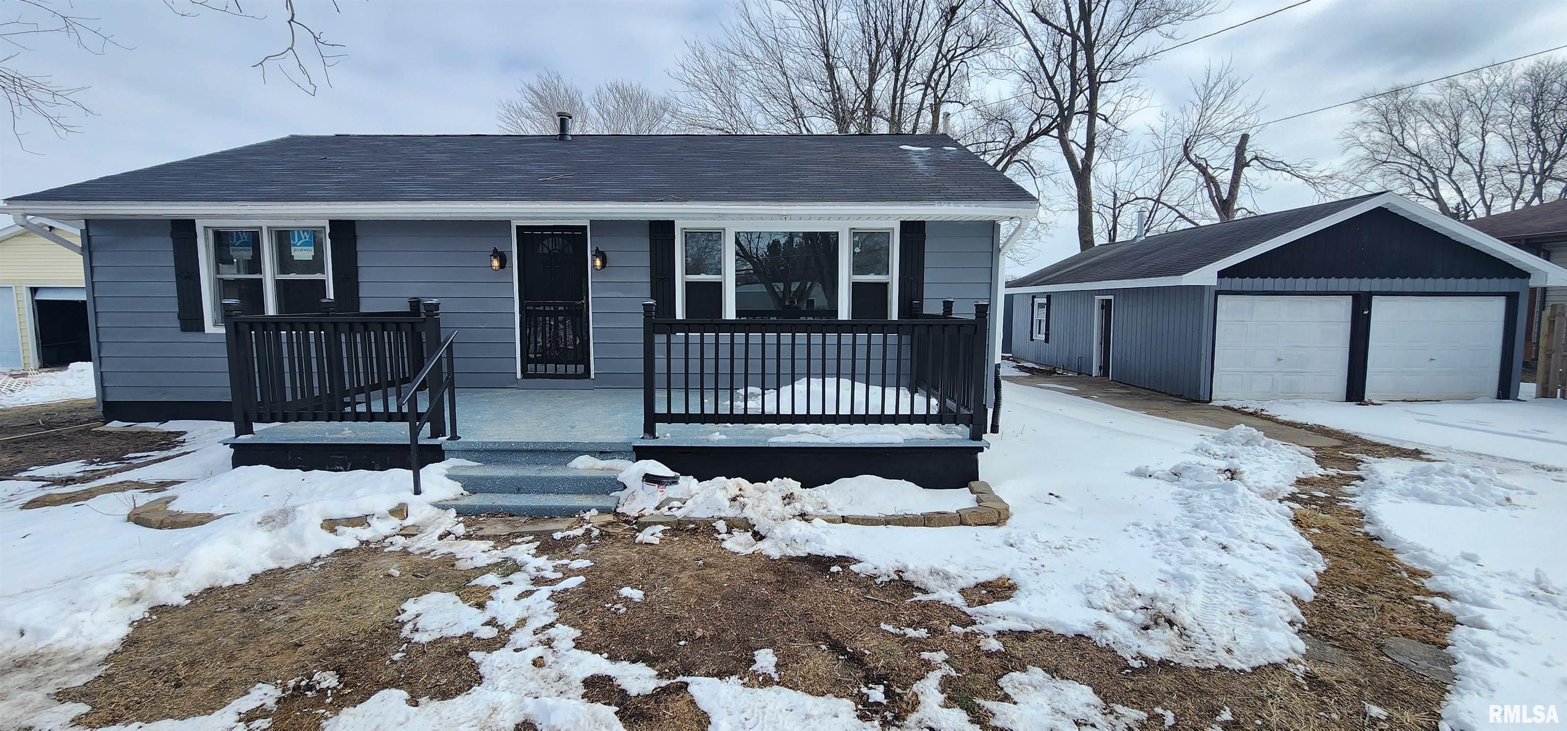 6848 Lake Service Road Rochester, IL 62563 - Photo 2 of 35