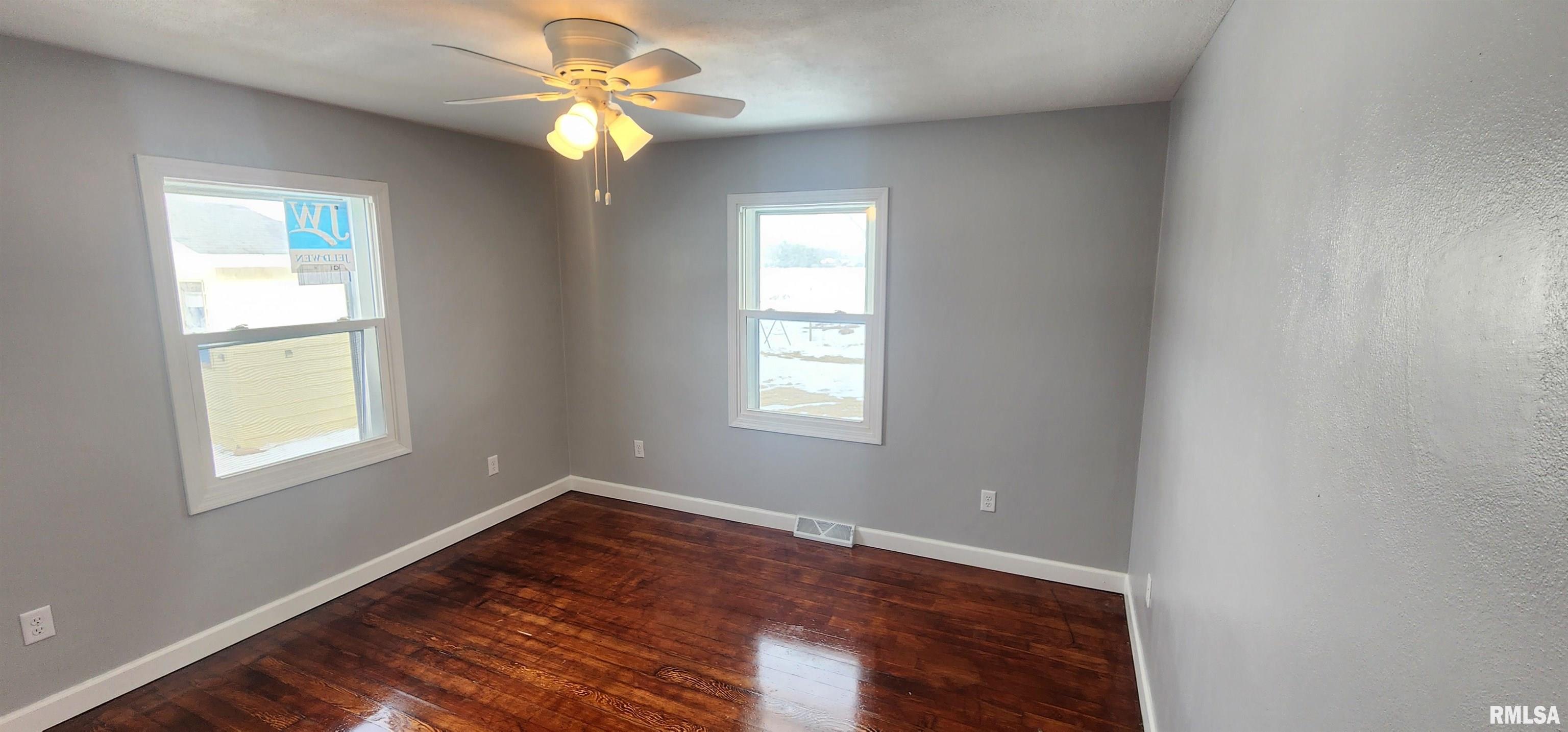 6848 Lake Service Road Rochester, IL 62563 - Photo 22 of 37